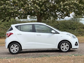 Used Hyundai i10 2014 for sale - 79564668: Photo