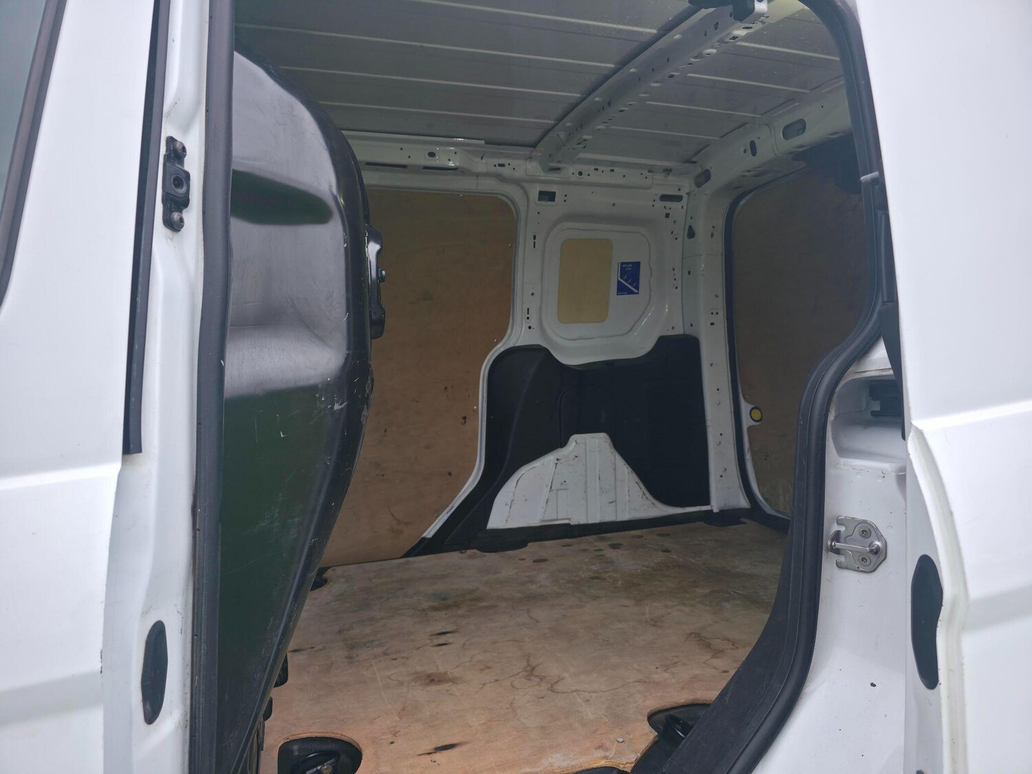 Used Ford Transit Connect 2016 for sale - 76994776: Photo 37