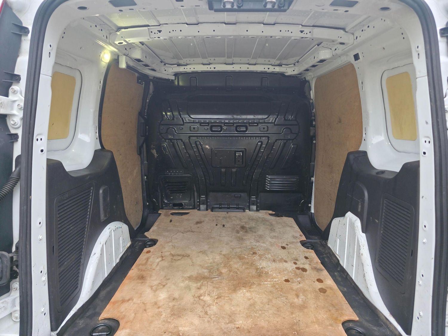 Used Ford Transit Connect 2016 for sale - 76994776: Photo 40