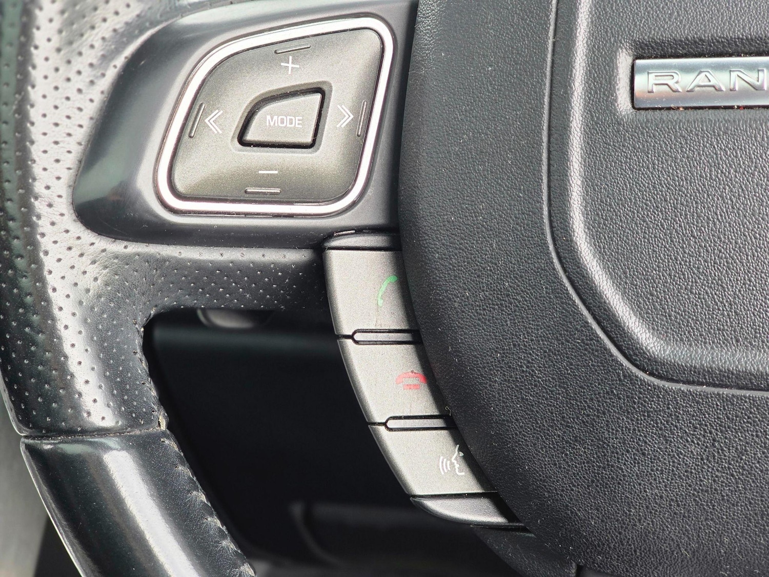 Used Land Rover Range Rover Evoque 2016 for sale - 77230435: Photo 37