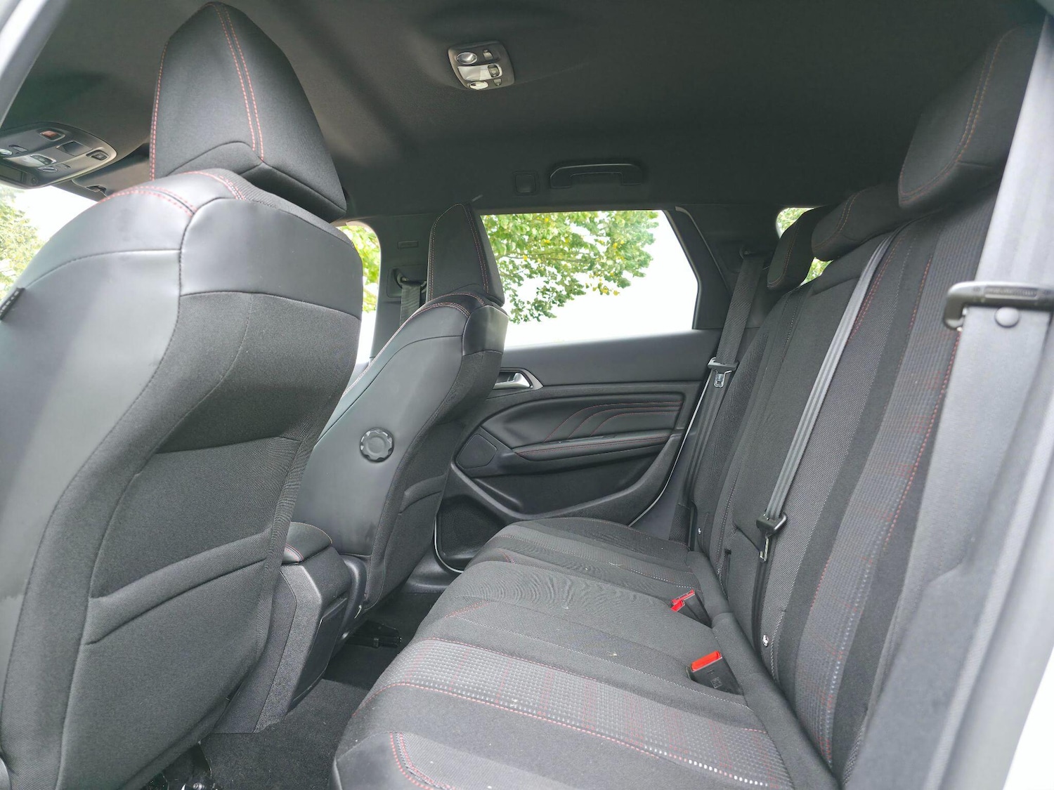 Used Peugeot 308 SW 2015 for sale - 76001537: Photo 26
