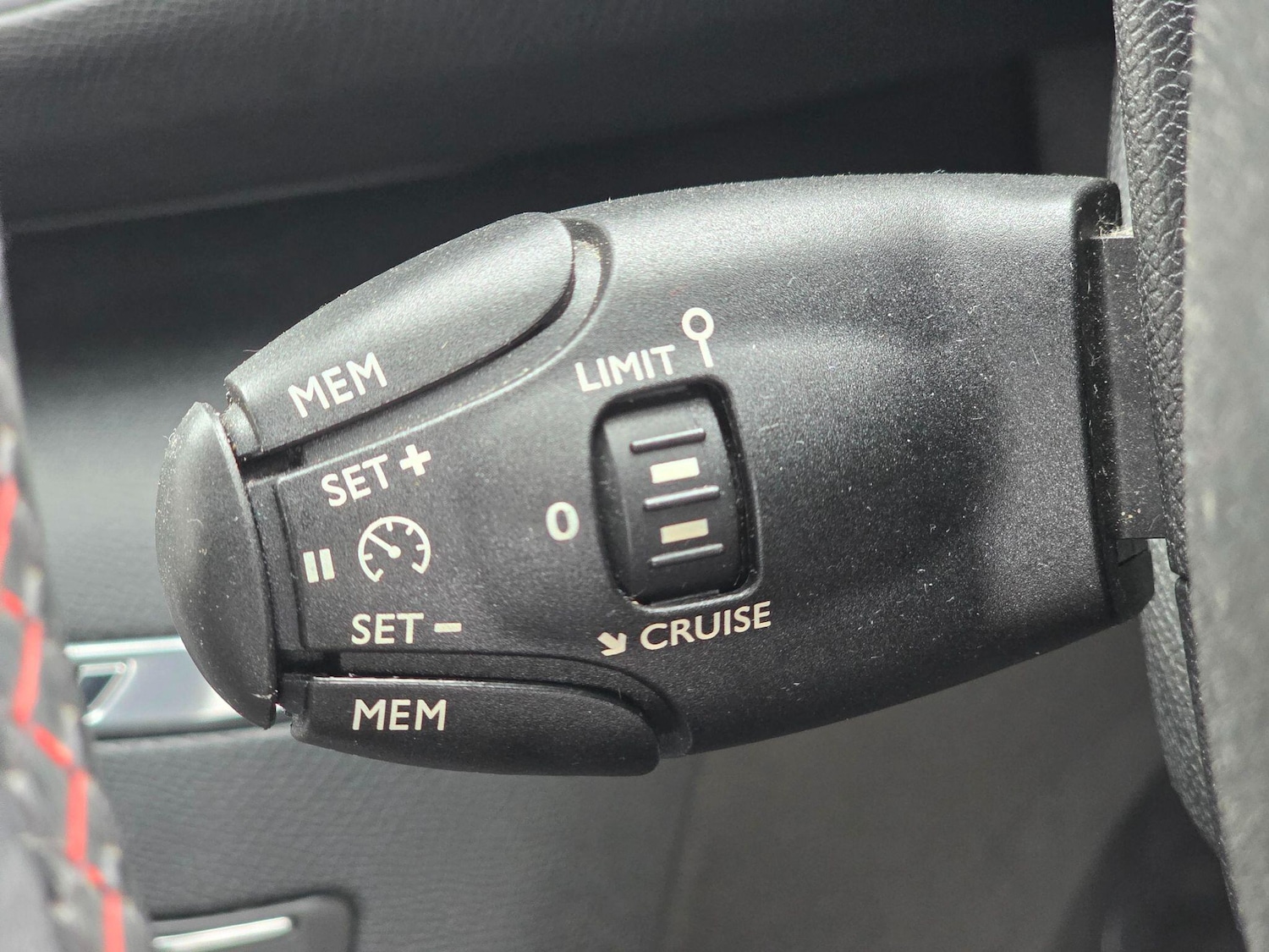 Used Peugeot 308 SW 2015 for sale - 76001537: Photo 39