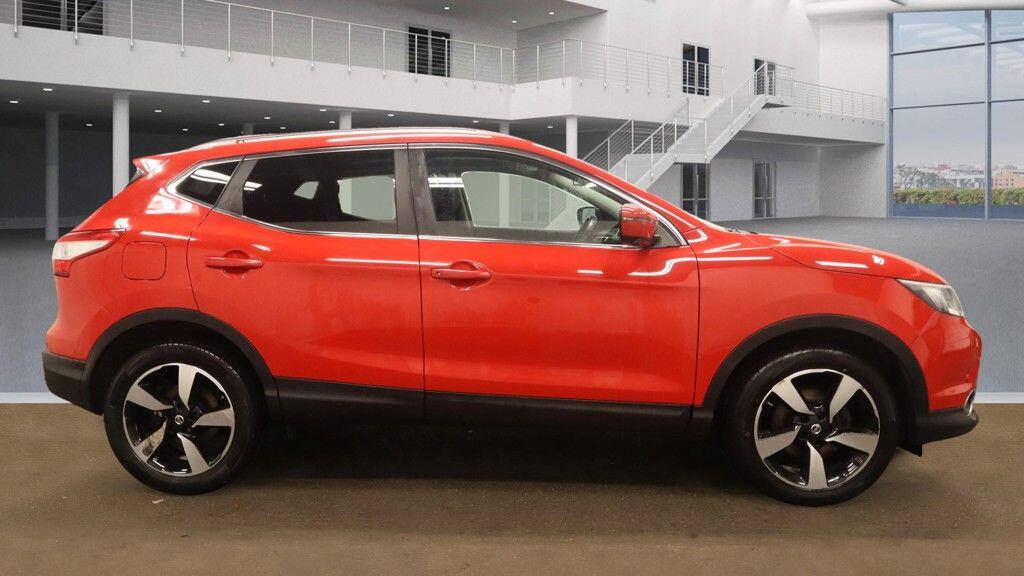 Used Nissan Qashqai 2015 for sale - 76561857: Photo 5
