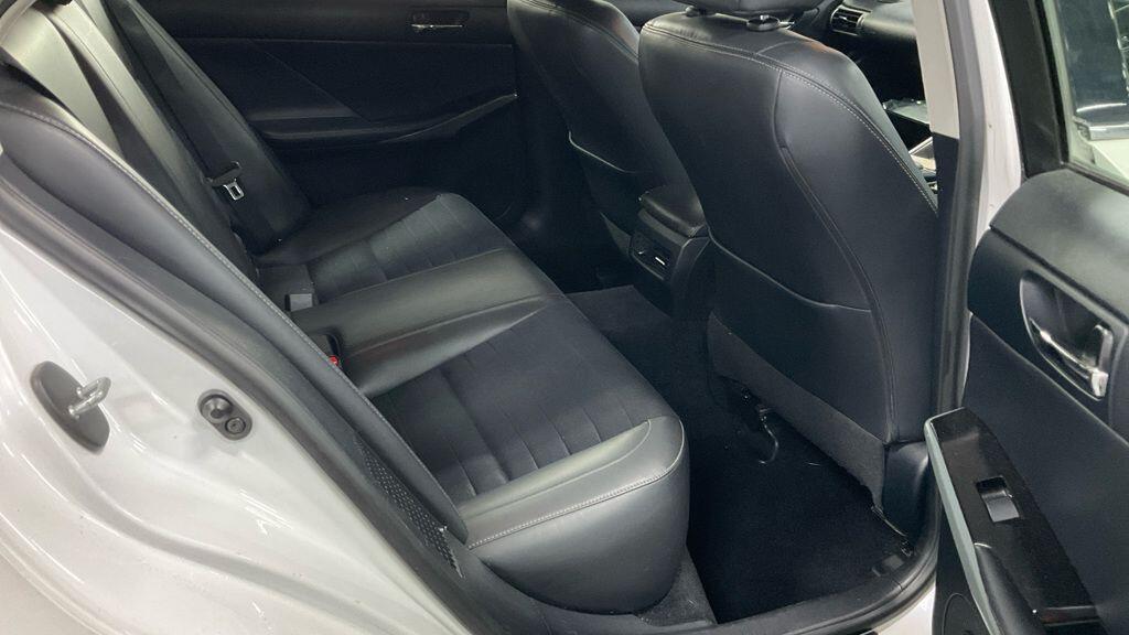 Used Lexus IS 2014 for sale - 76360009: Photo 11