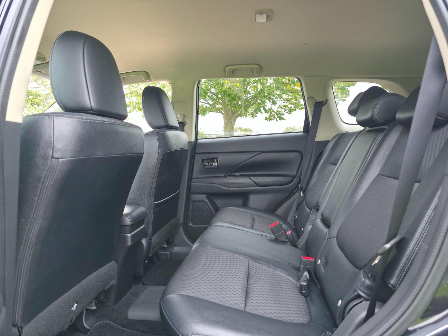 Used Mitsubishi Outlander 2014 for sale - 76167318: Photo 19