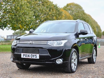 Mitsubishi - Outlander