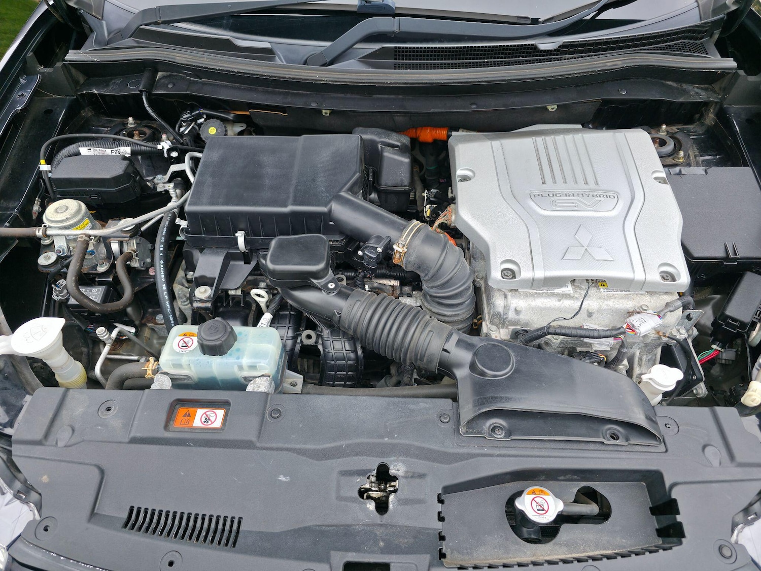 Used Mitsubishi Outlander 2014 for sale - 76167318: Photo 42