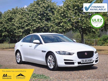 Used Jaguar XE 2016 for sale - 79401067: Photo