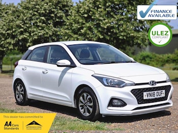 Used Hyundai i20 2018 for sale - 79011861: Photo