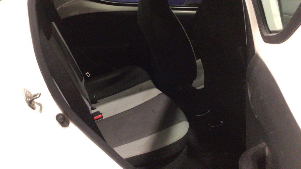 Used Toyota AYGO 2016 for sale - 76440467: Photo 11