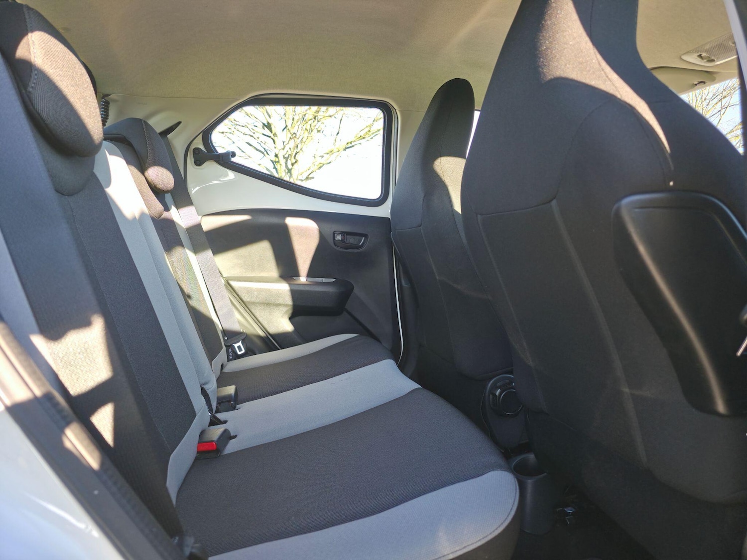 Used Toyota AYGO 2016 for sale - 76440467: Photo 21