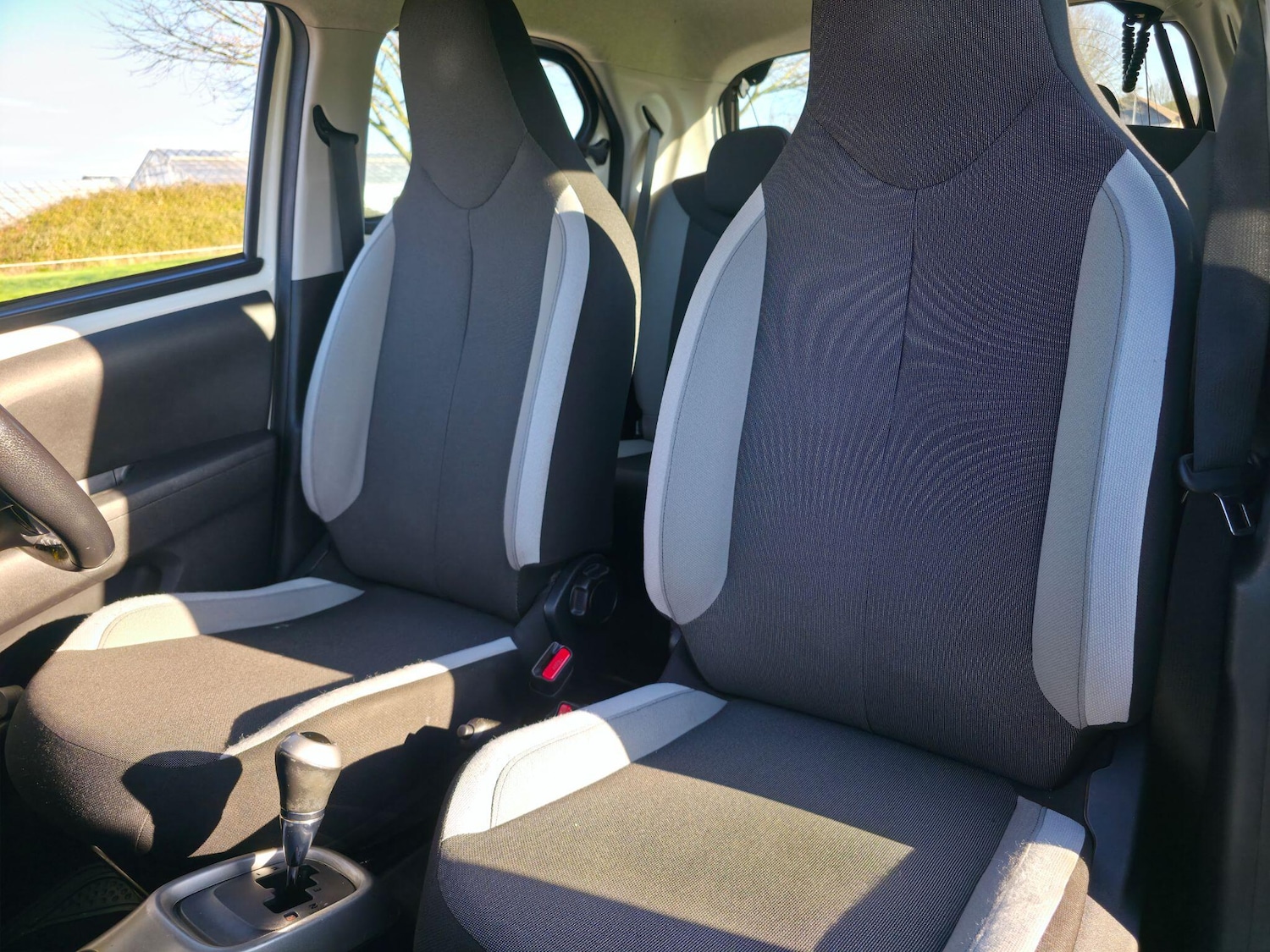 Used Toyota AYGO 2016 for sale - 76440467: Photo 27