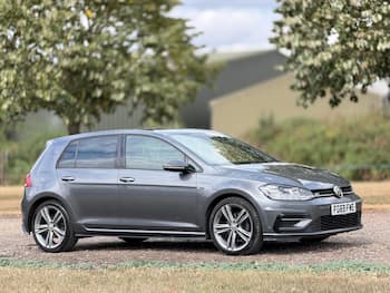 Used Volkswagen Golf 2019 for sale - 79681091: Photo