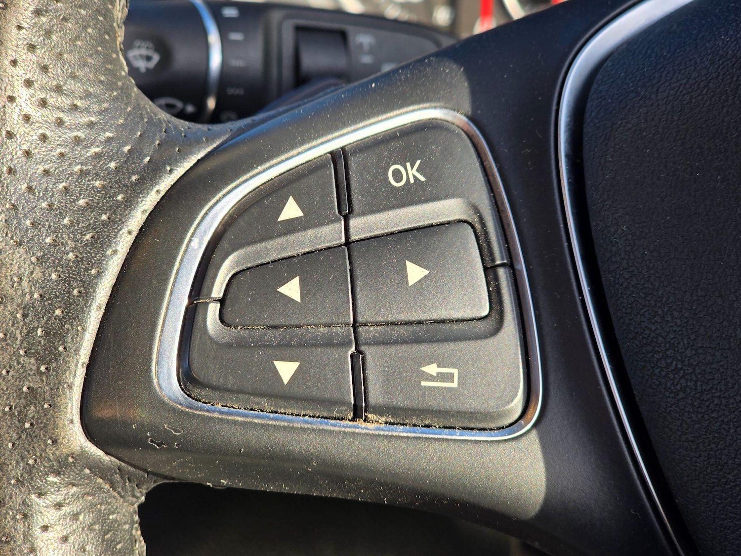 Used Mercedes-Benz B Class for sale - 77344039: Photo 40