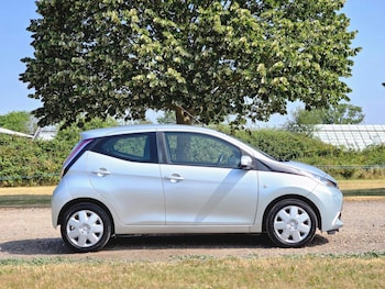 Used Toyota AYGO 2017 for sale - 79224423: Photo