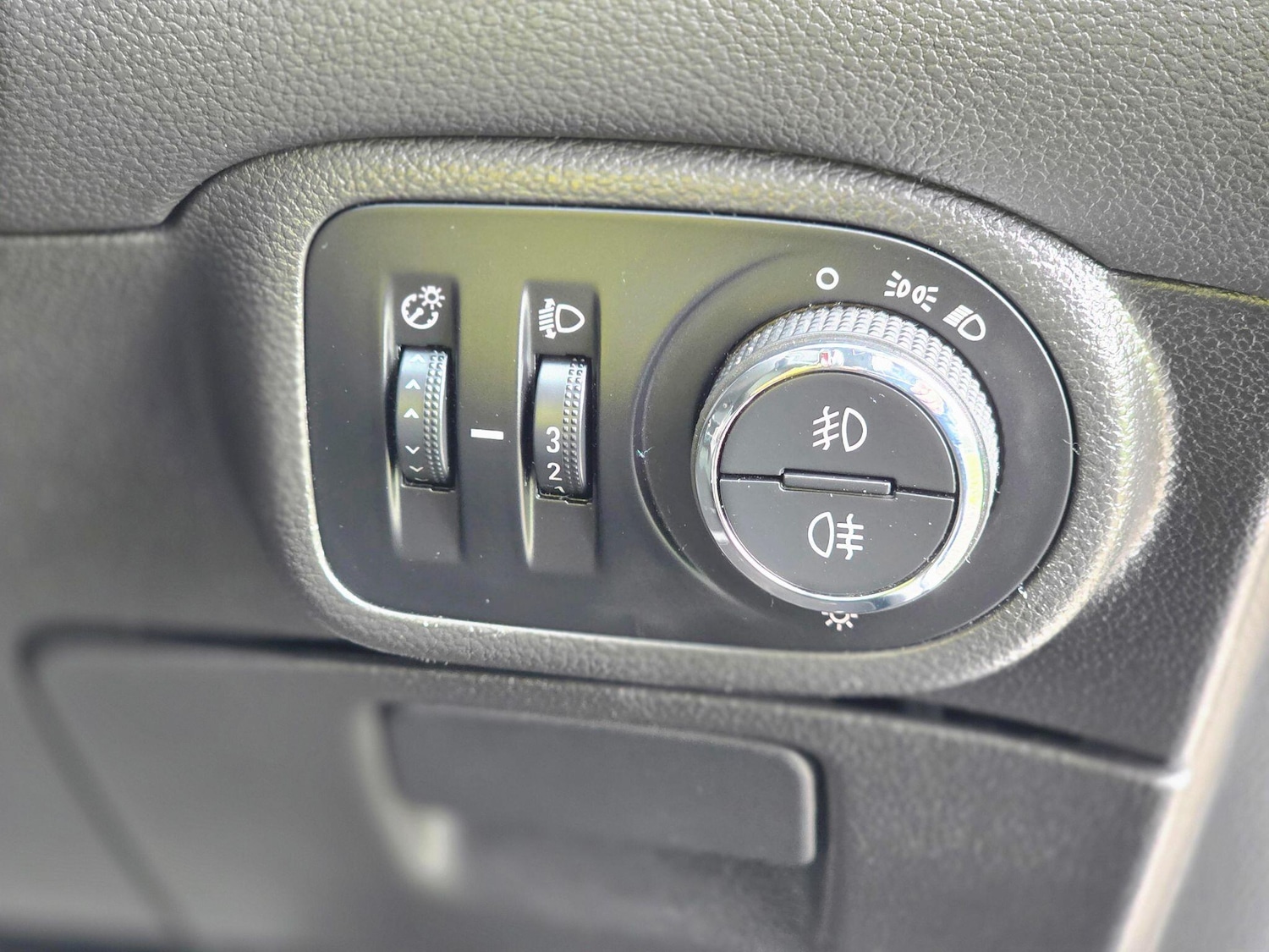 Used Vauxhall Zafira 2014 for sale - 76485073: Photo 38