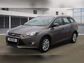 Used Ford Focus 2013 for sale - 76121449: Photo 2