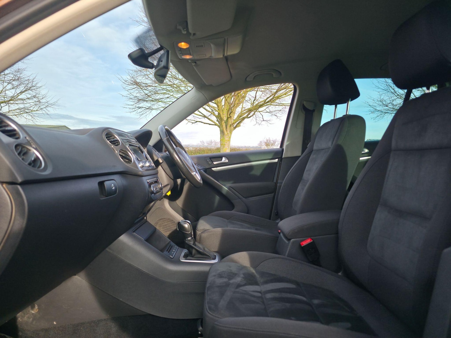 Used Volkswagen Tiguan 2014 for sale - 76613402: Photo 23