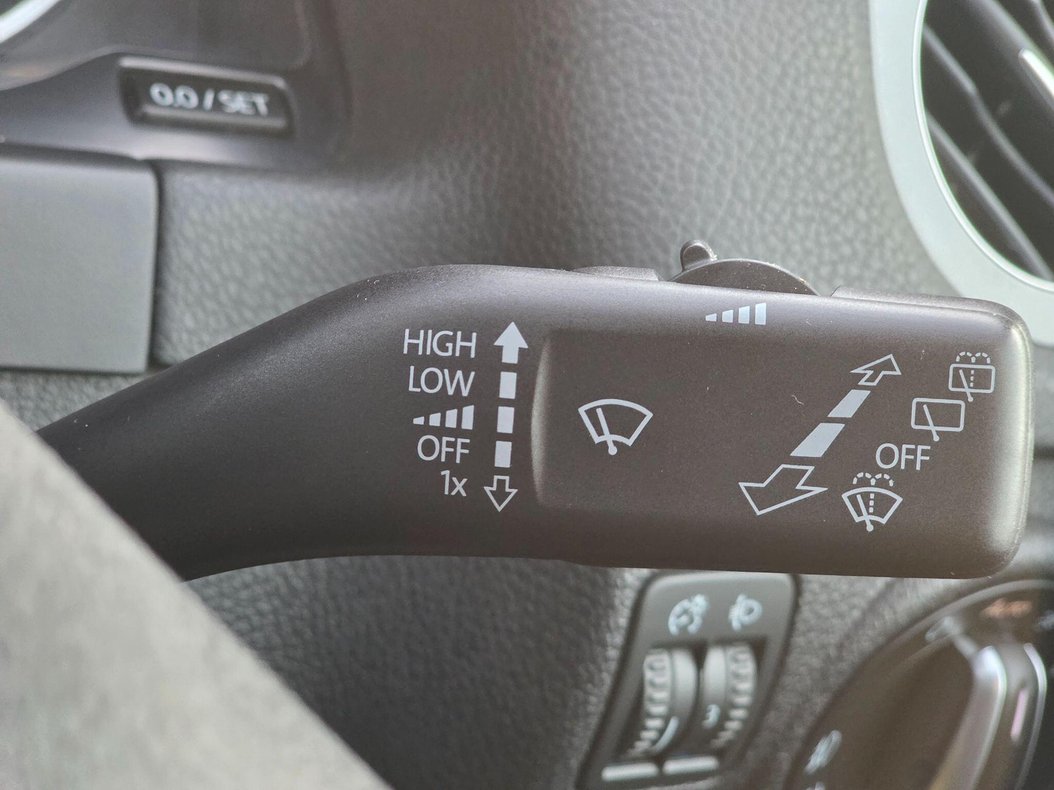 Used Volkswagen Tiguan 2014 for sale - 76613402: Photo 32