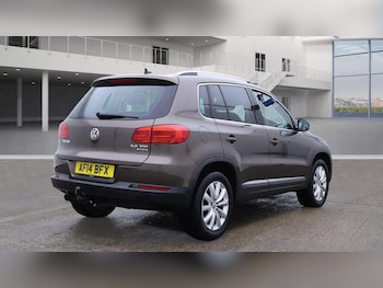 Used Volkswagen Tiguan 2014 for sale - 76613402: Photo
