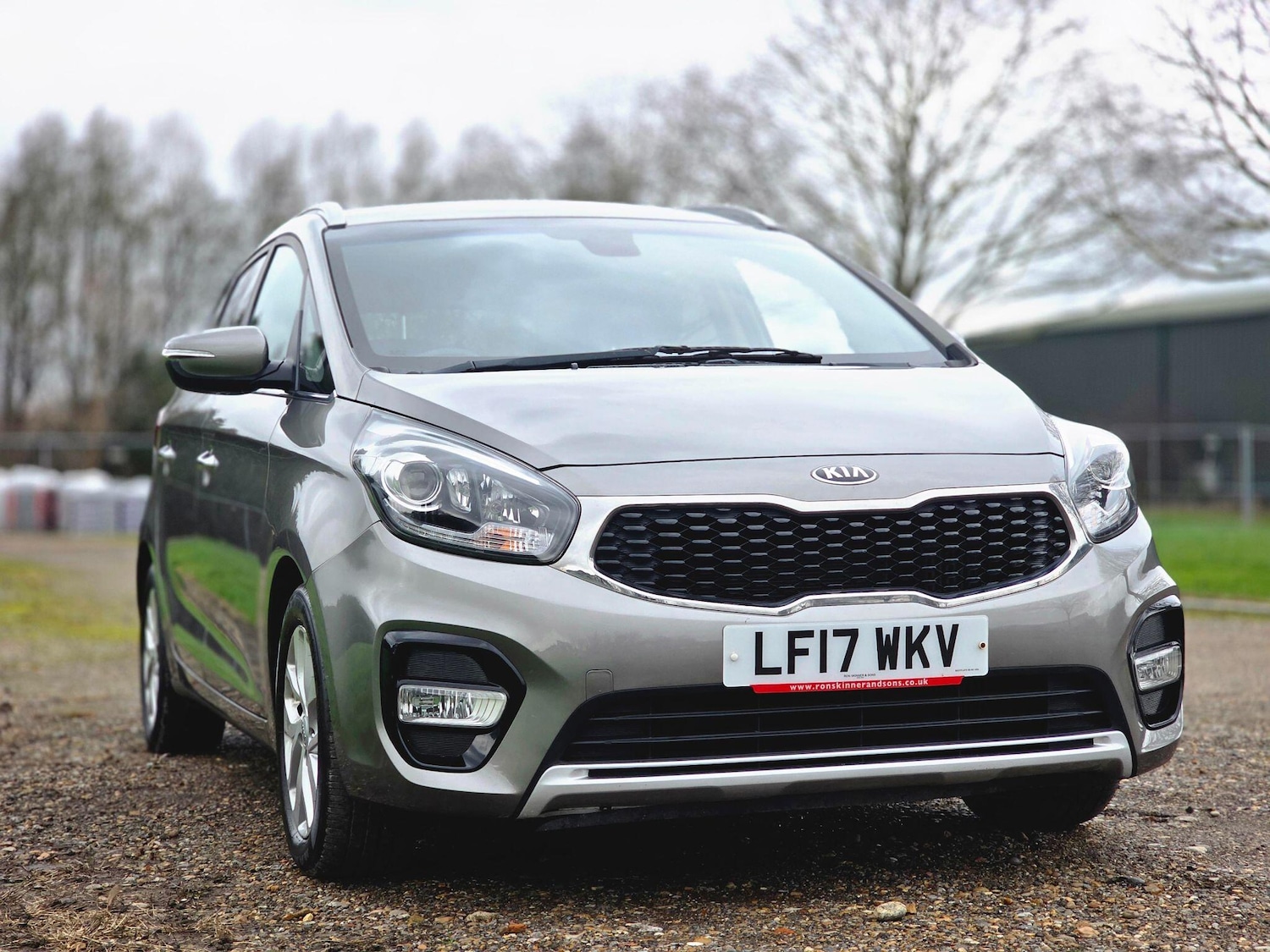 Used Kia Carens 2017 for sale - 77411532: Photo 18