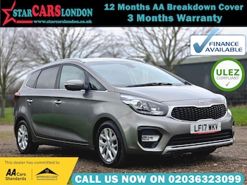 Used Kia Carens 2017 for sale - 77411532: Photo