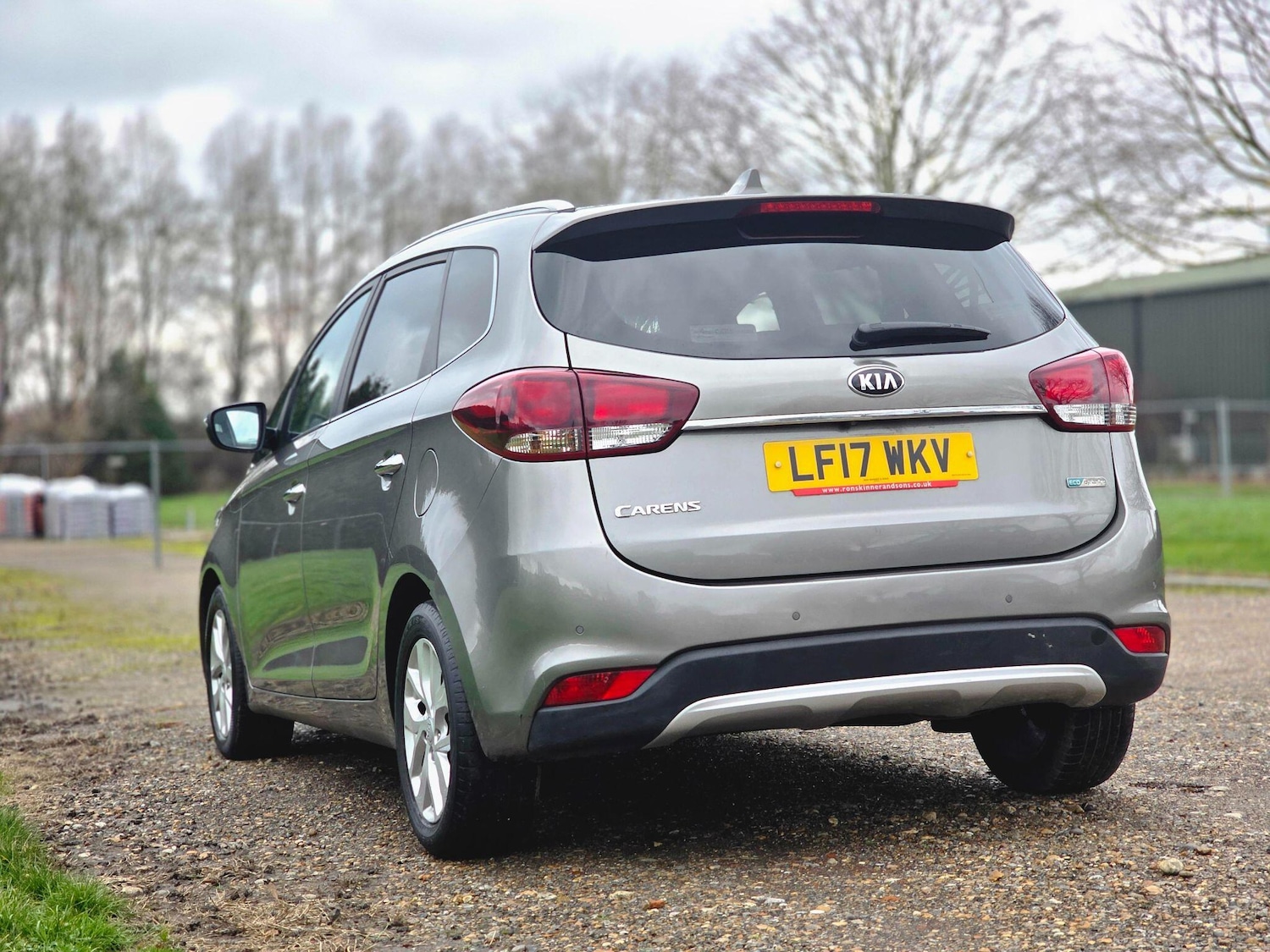 Used Kia Carens 2017 for sale - 77411532: Photo 9