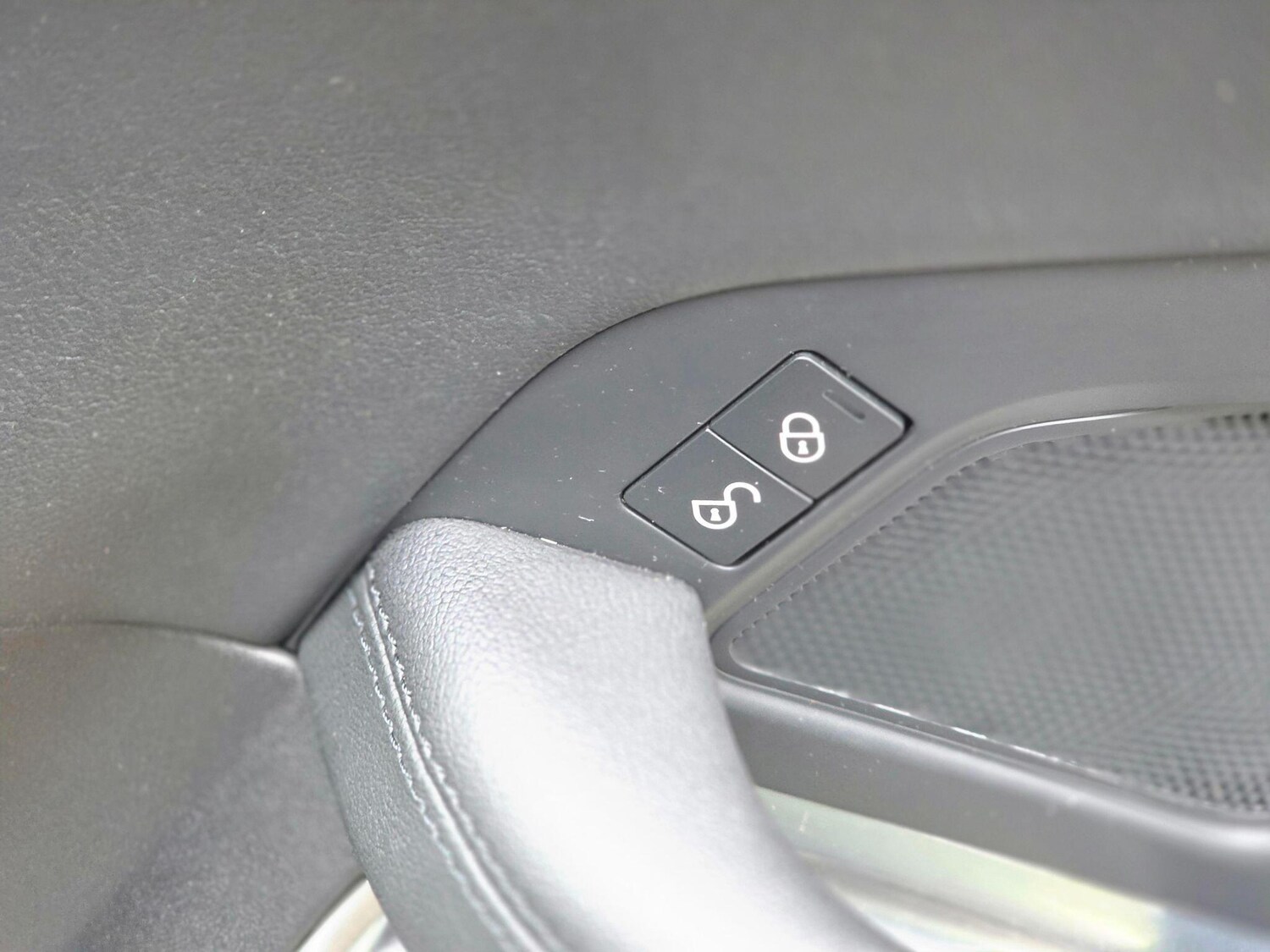 Used Jaguar E-Pace 2019 for sale - 77478844: Photo 32