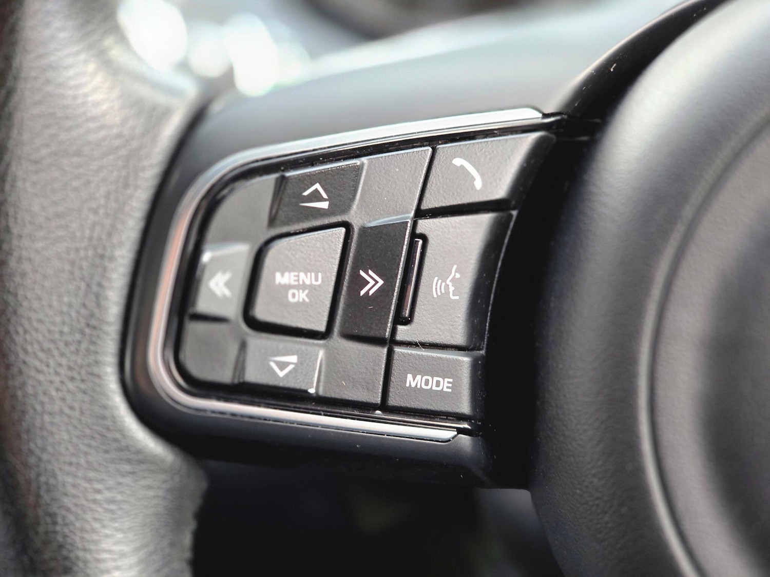 Used Jaguar E-Pace 2019 for sale - 77478844: Photo 35