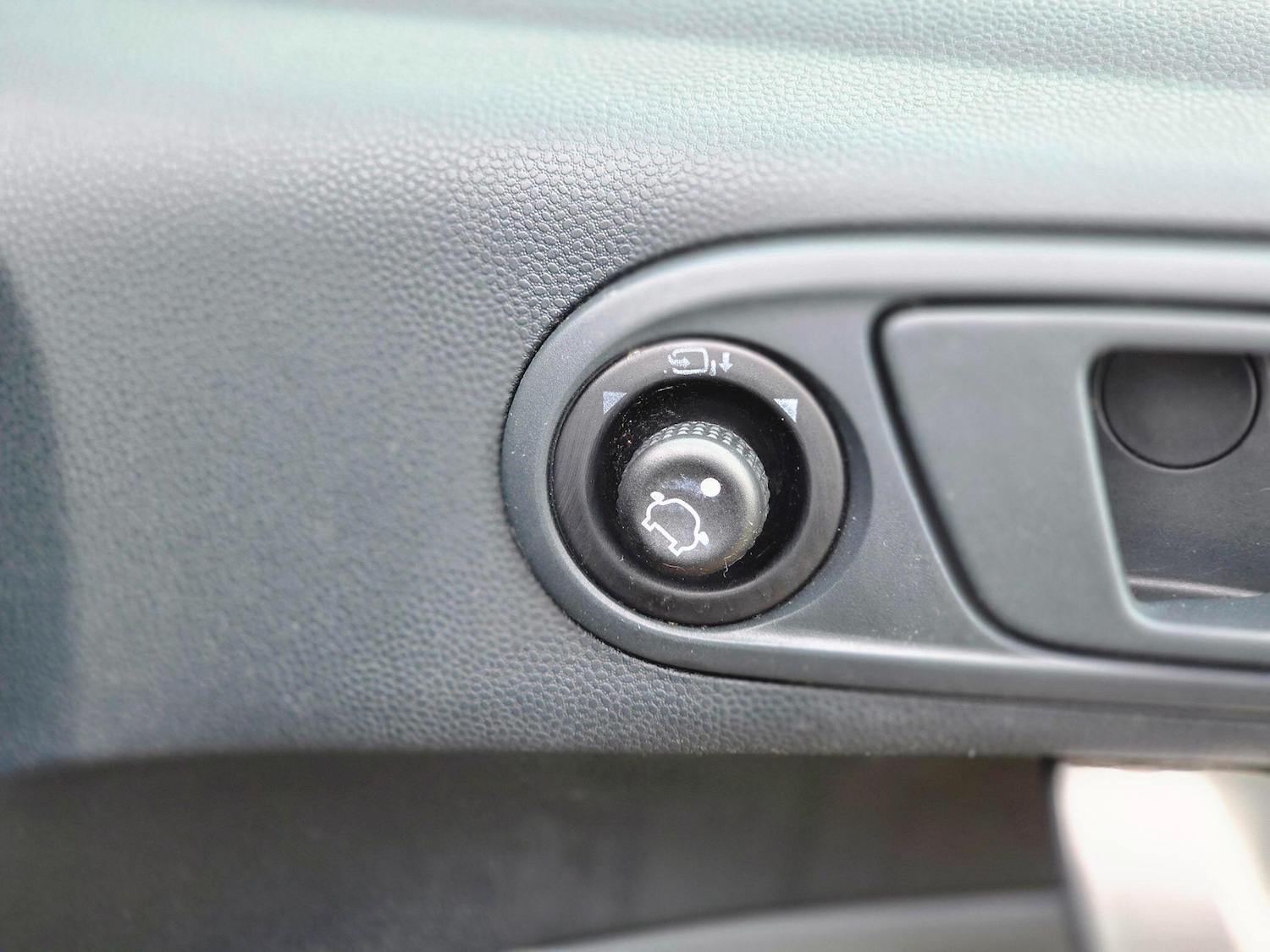 Used Ford Fiesta 2010 for sale - 76380676: Photo 29