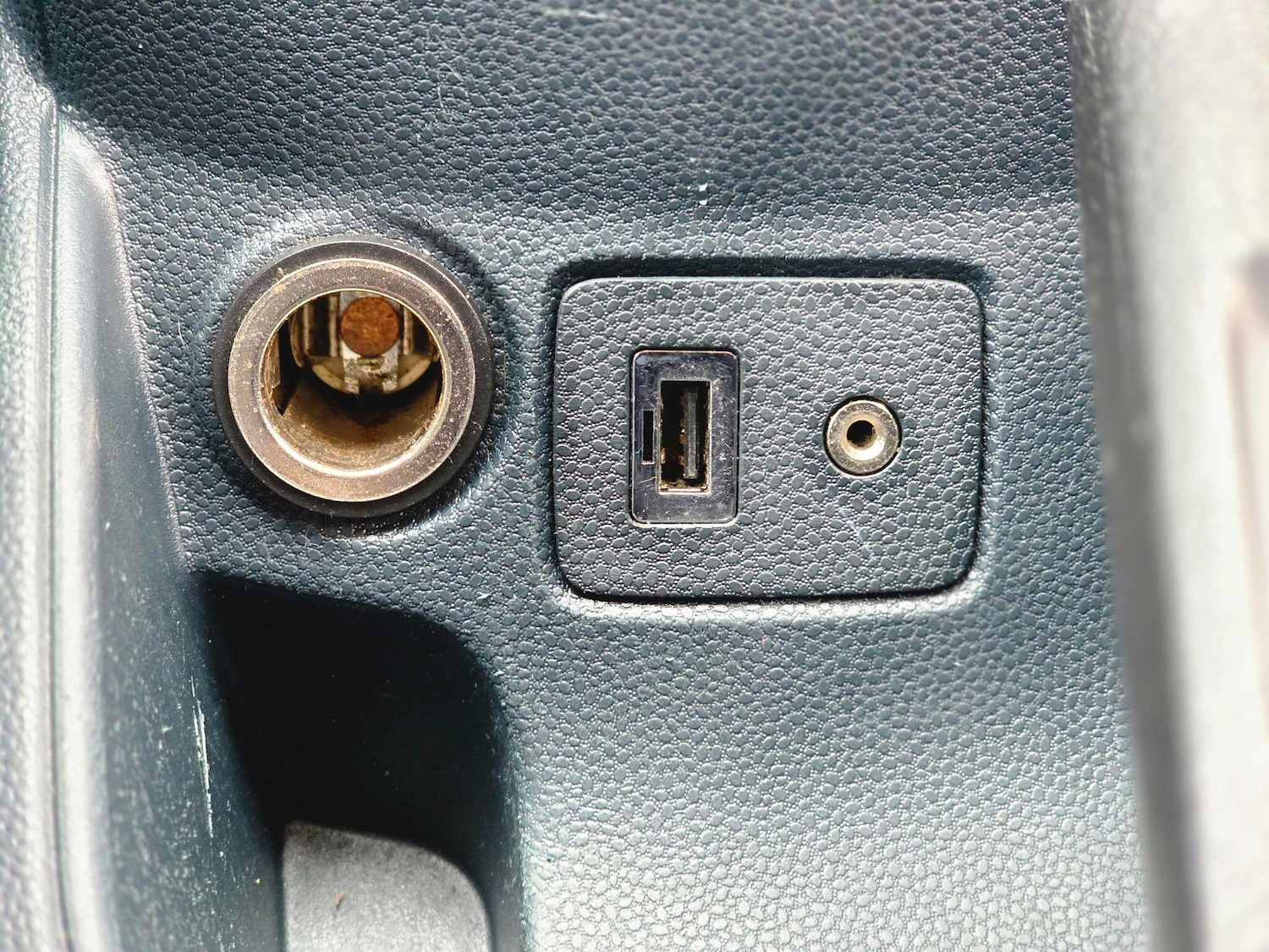 Used Ford Fiesta 2010 for sale - 76380676: Photo 32