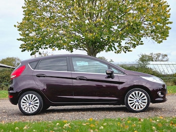 Used Ford Fiesta 2010 for sale - 76380676: Photo