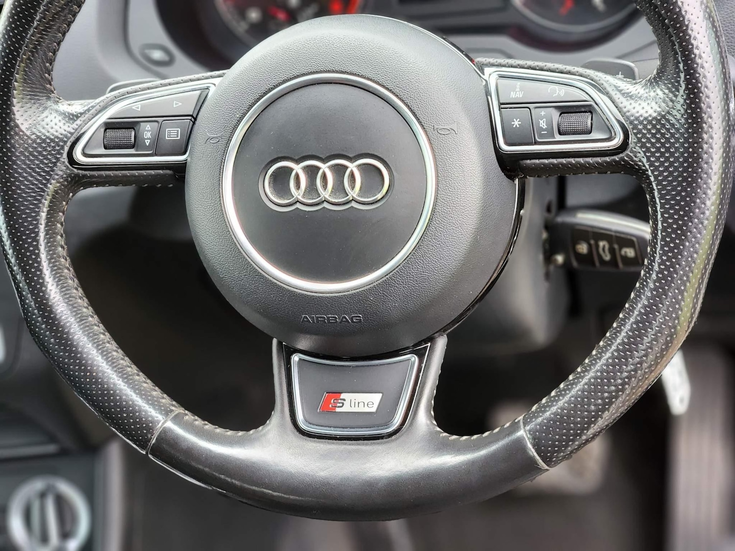 Used Audi Q3 for sale - 77191078: Photo 30