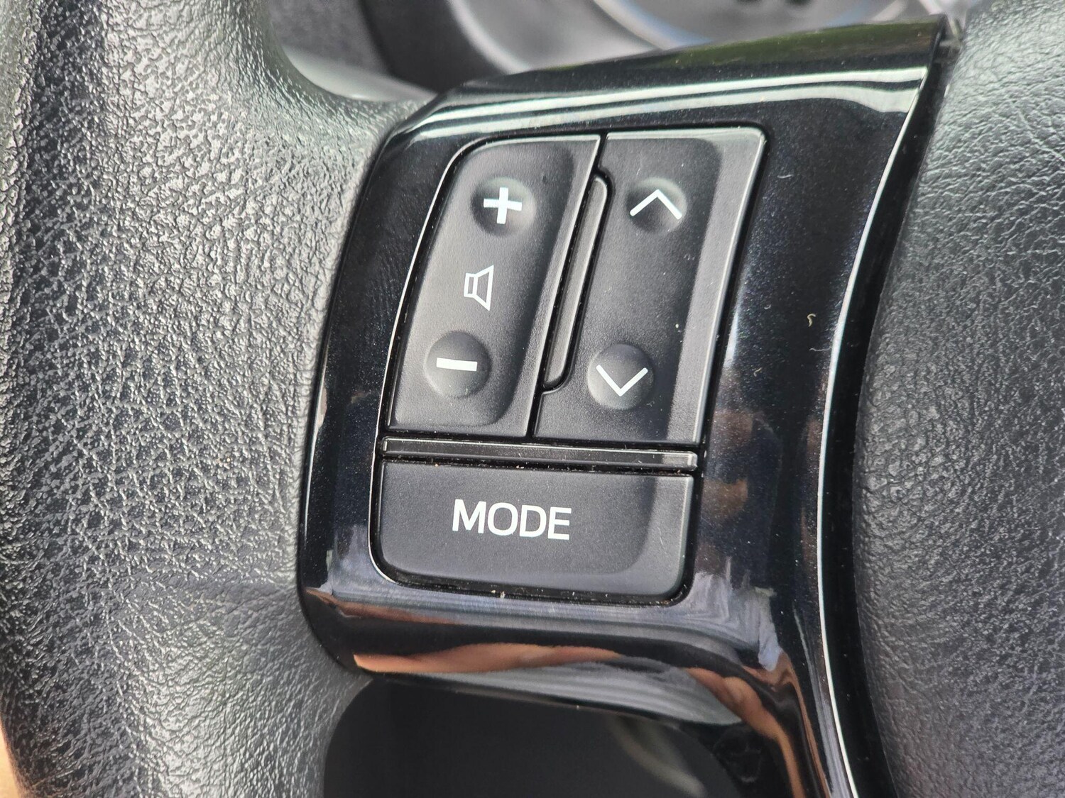 Used Toyota Yaris 2023 for sale - 76259099: Photo 35