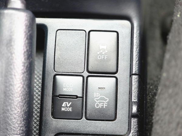 Used Toyota Yaris 2023 for sale - 76259099: Photo 36