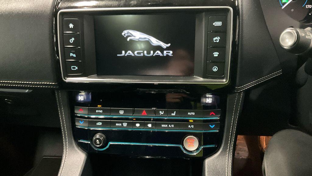 Used Jaguar F-Pace 2016 for sale - 77331606: Photo 11