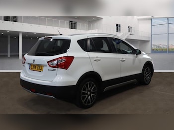 Used Suzuki SX4 S-Cross 2014 for sale - 76239721: Photo 4