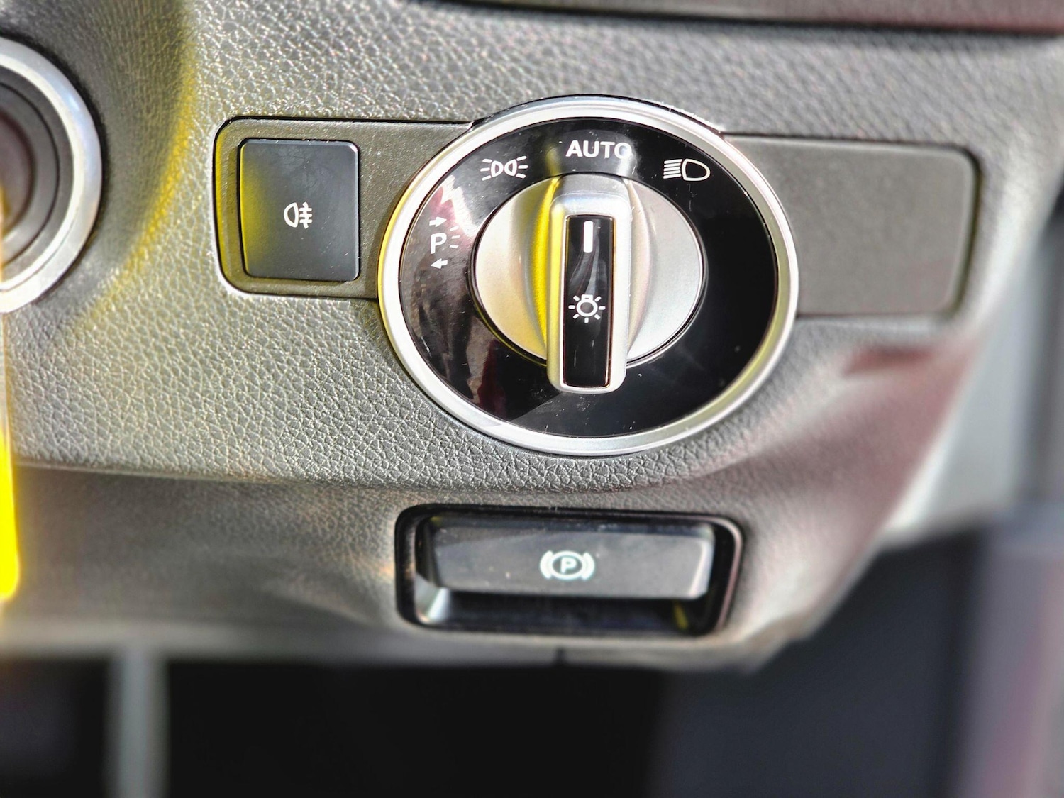 Used Mercedes-Benz CLA for sale - 77753102: Photo 39