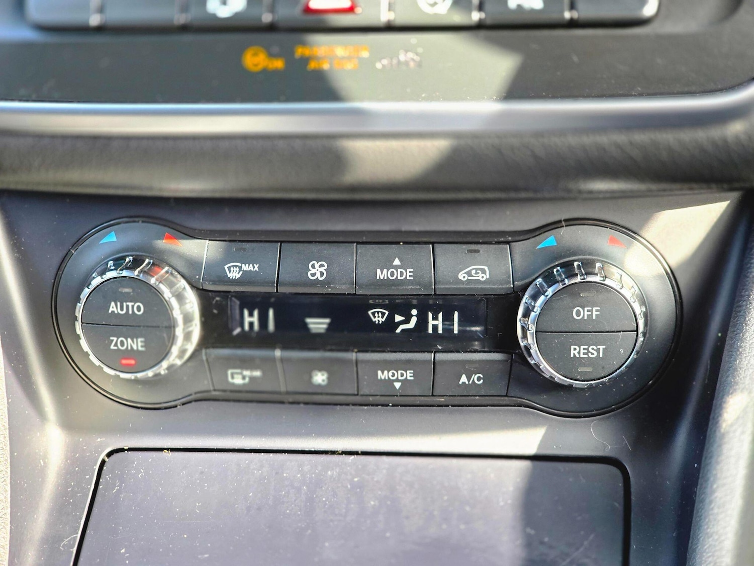 Used Mercedes-Benz CLA for sale - 77753102: Photo 41