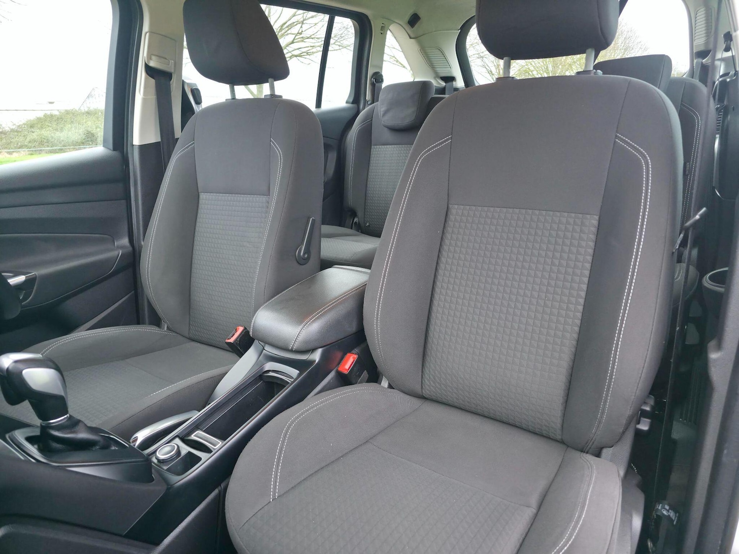 Used Ford Grand C-Max 2016 for sale - 77266792: Photo 32