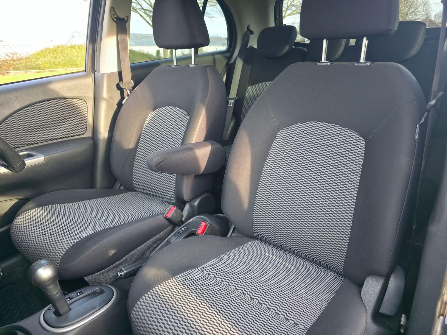 Used Nissan Micra 2014 for sale - 76965011: Photo 26