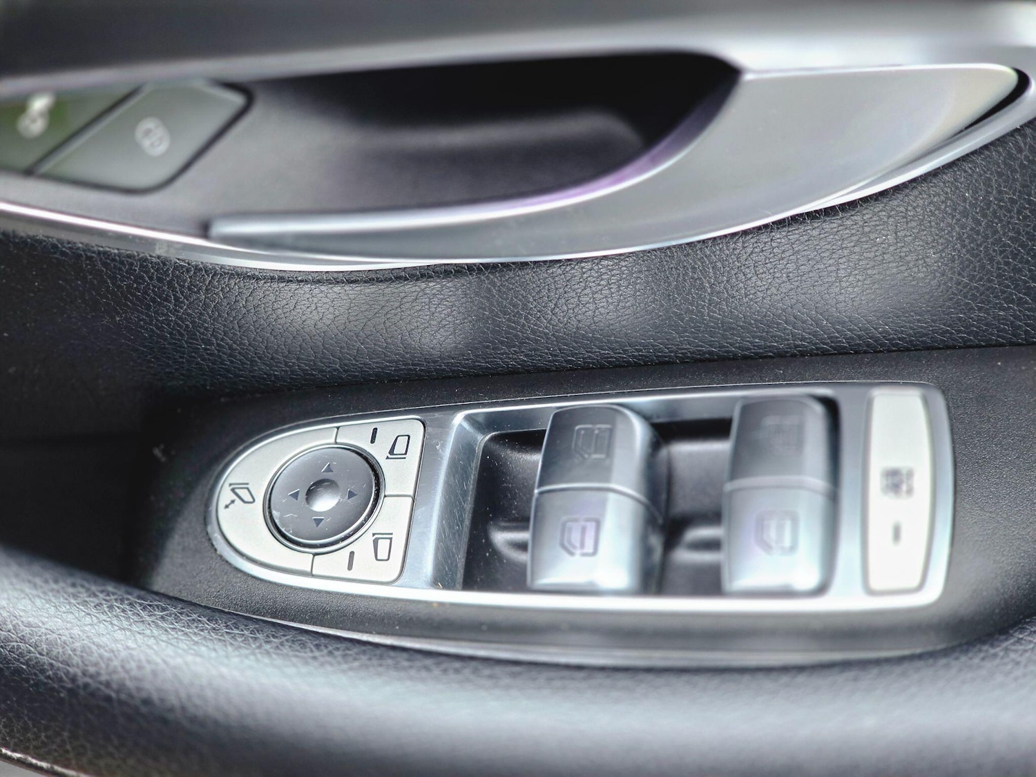 Used Mercedes-Benz E Class 2016 for sale - 77175595: Photo 31