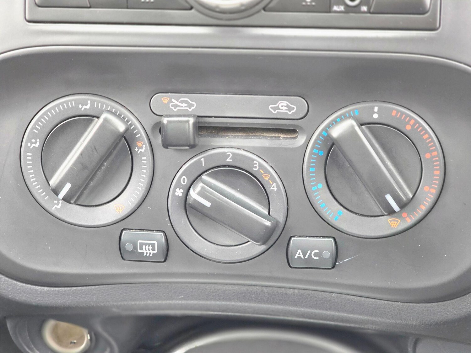 Used Nissan Juke 2013 for sale - 75810164: Photo 33