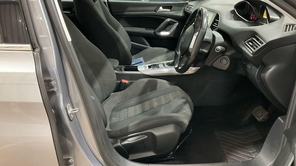 Used Peugeot 308 SW 2016 for sale - 75458554: Photo 10