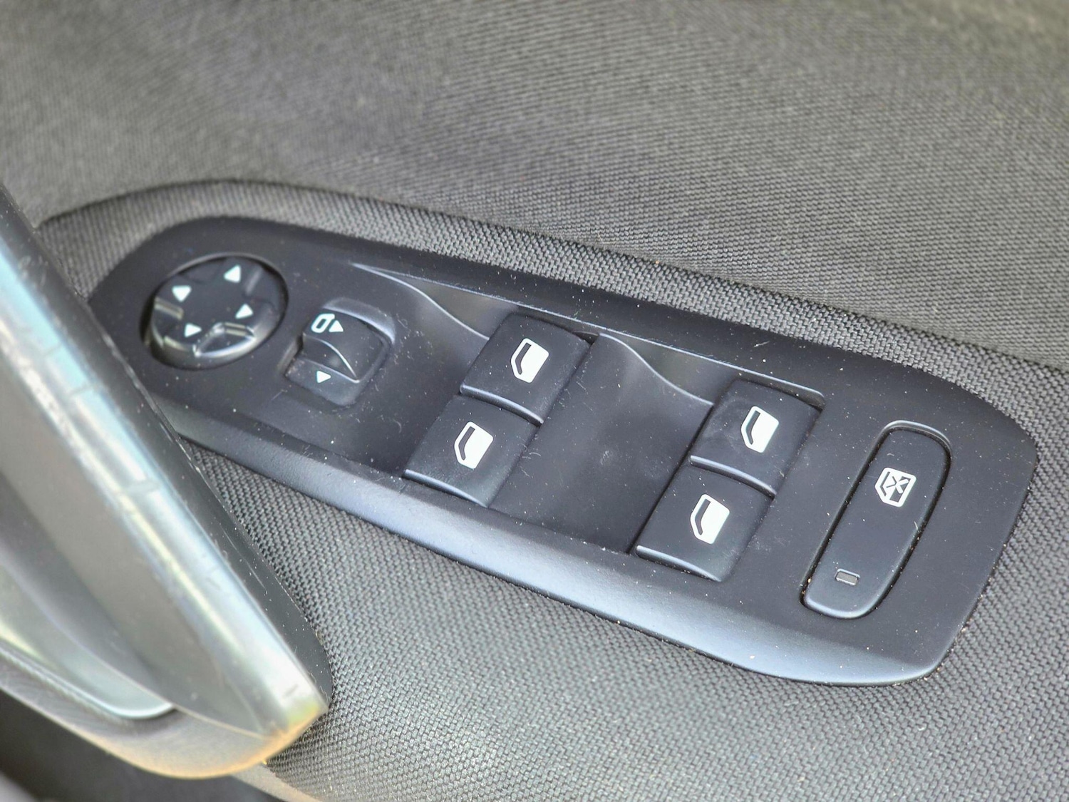 Used Peugeot 308 SW 2016 for sale - 75458554: Photo 36