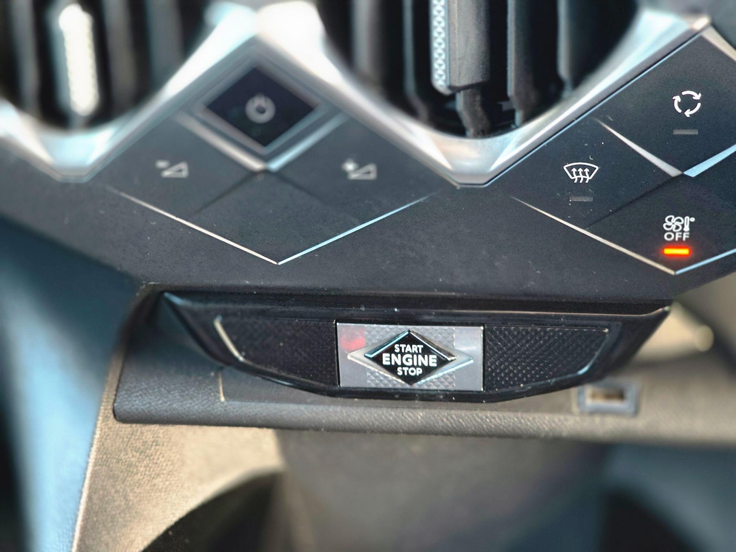 Used DS Automobiles DS 3 2020 for sale - 77203246: Photo 32