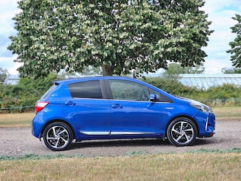 Used Toyota Yaris 2019 for sale - 79374008: Photo