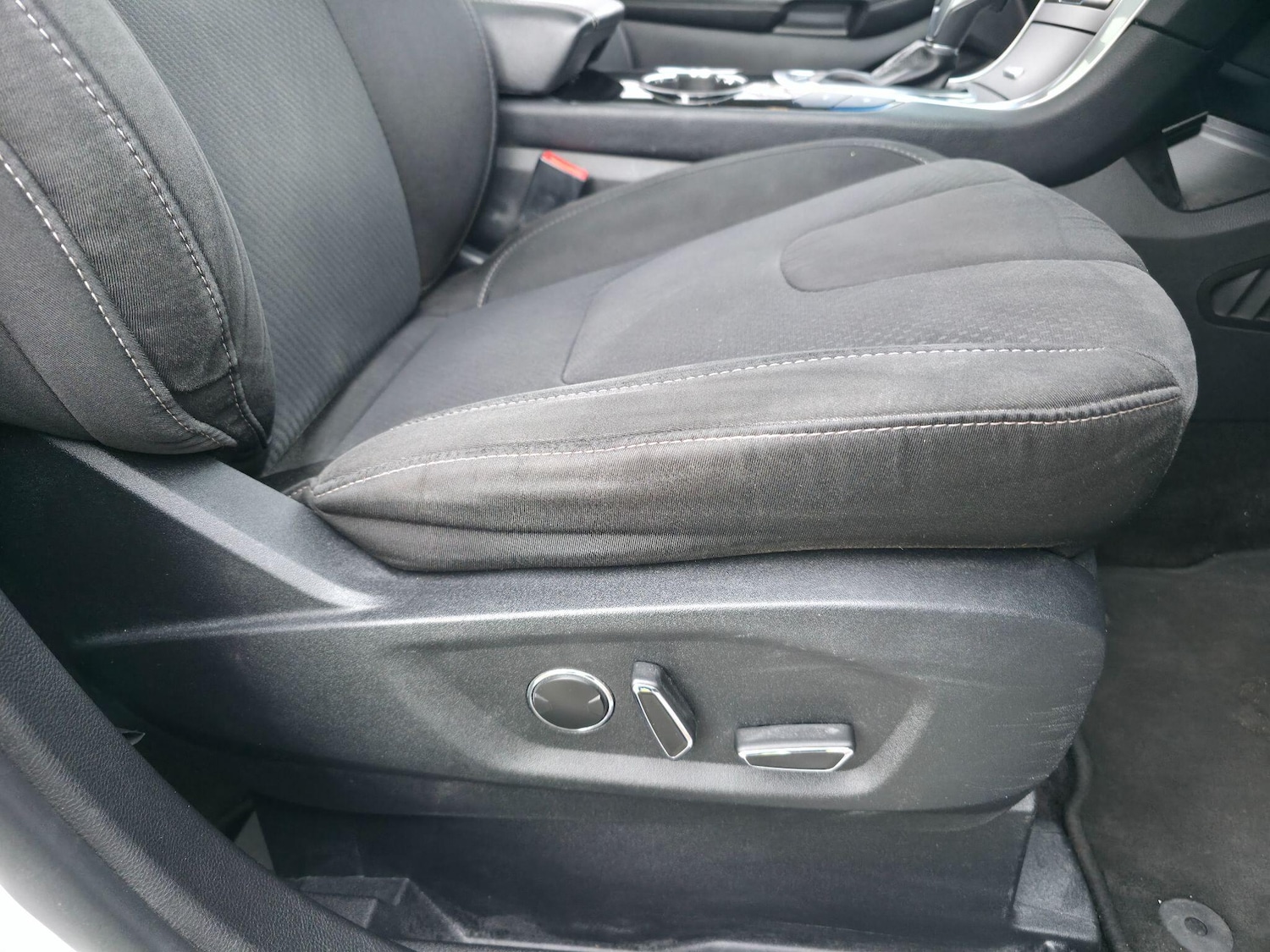 Used Ford Edge 2016 for sale - 77073984: Photo 30