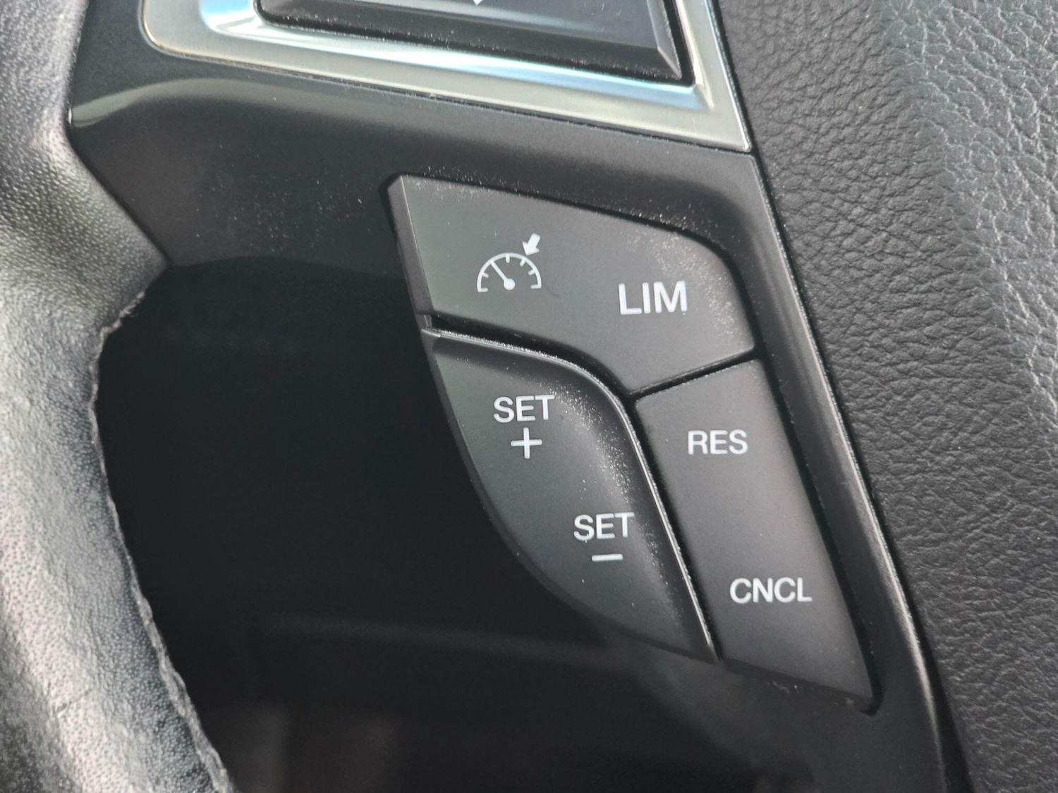 Used Ford Edge 2016 for sale - 77073984: Photo 38