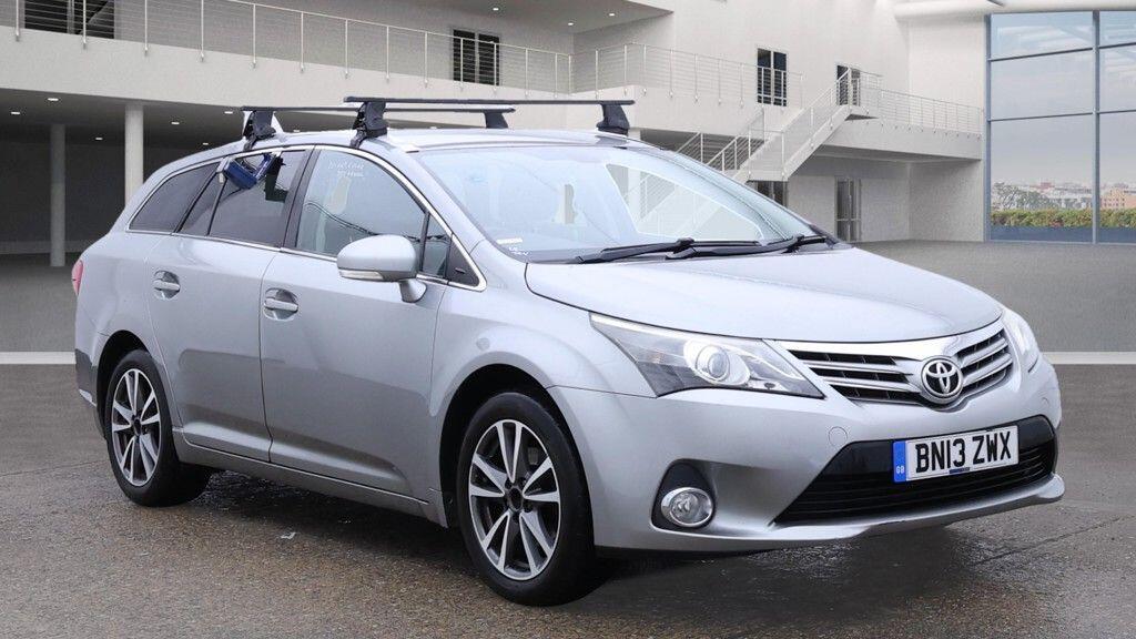 Used Toyota Avensis 2013 for sale - 76283371: Photo 1